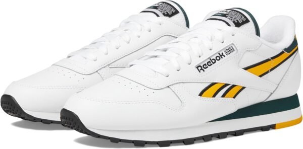 Reebok Unisex-Adult Classic Leather Sneaker